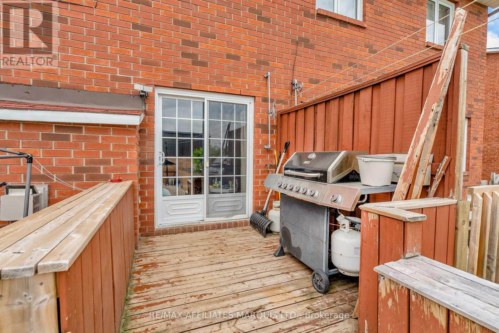 Photo 35 of 110 Heritage Pl Place, Cornwall ON