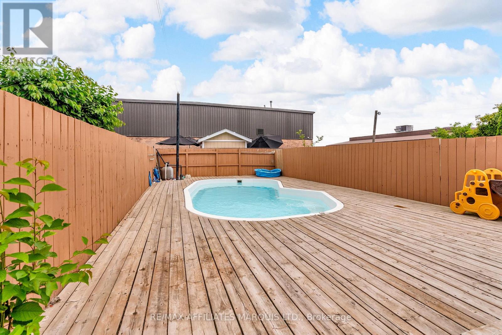 Photo 36 of 110 Heritage Pl Place, Cornwall ON