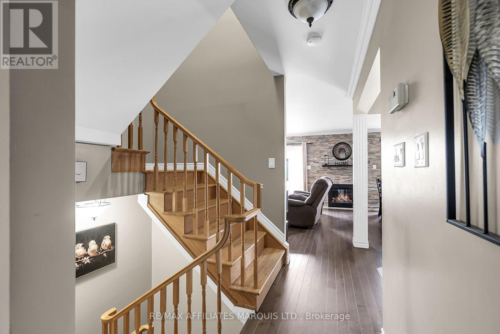 Photo 8 of 110 Heritage Pl Place, Cornwall ON