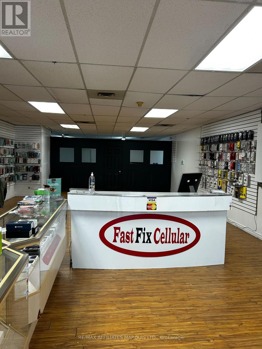 Photo 4 of 253 Main St Street E, Hawkesbury ON