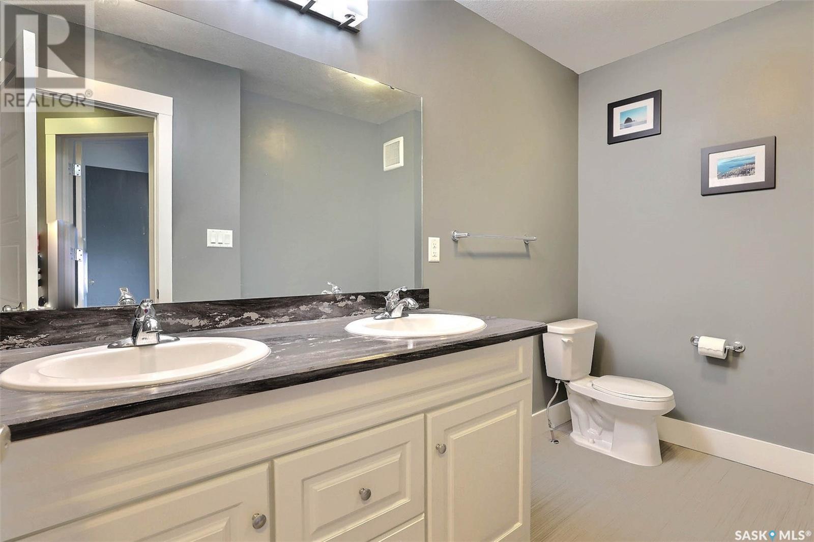 Photo 14 of 2248 Halifax Street, Regina SK