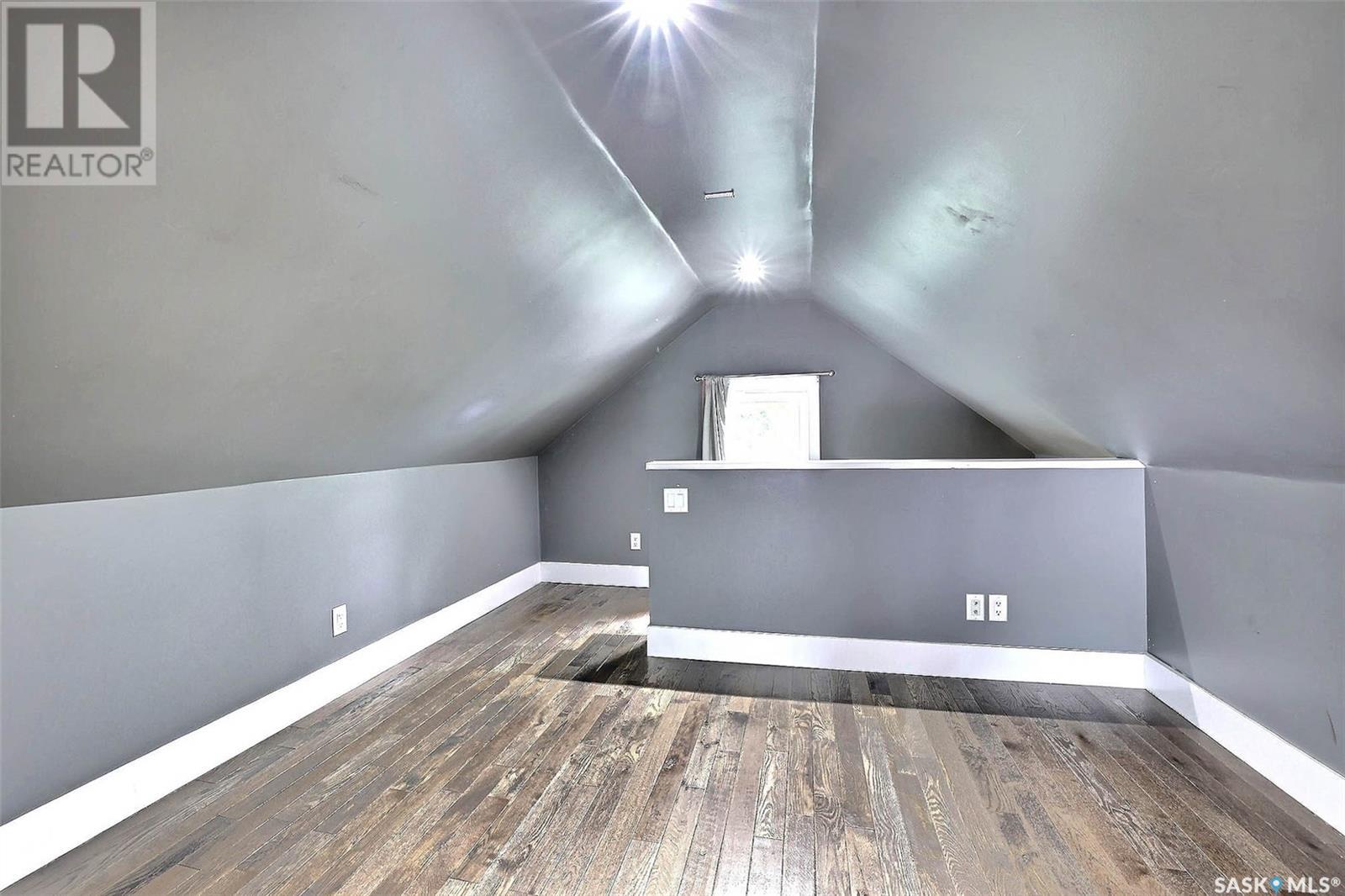 Photo 18 of 2248 Halifax Street, Regina SK