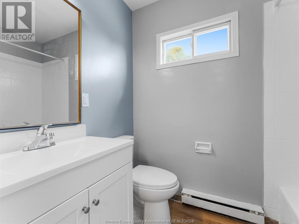 Photo 18 of 1220 Copperfield, Windsor ON