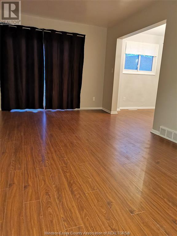 Photo 10 of 1800 Columbia Court Unit 82, Windsor ON