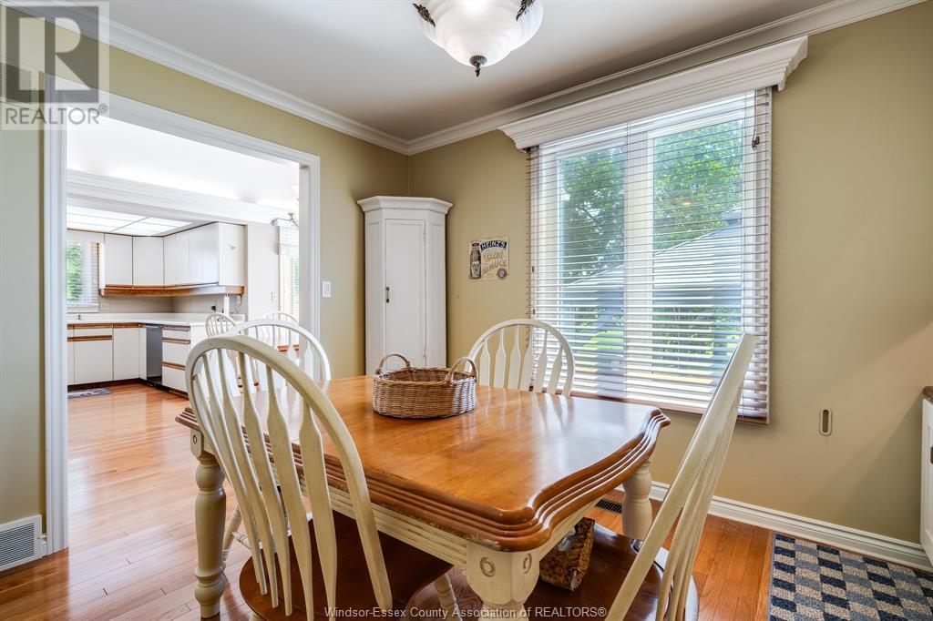Photo 16 of 77 Hodgins Street, Leamington ON