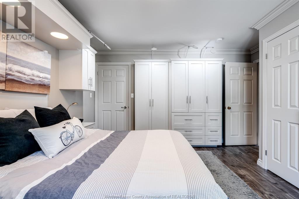 Photo 18 of 77 Hodgins Street, Leamington ON