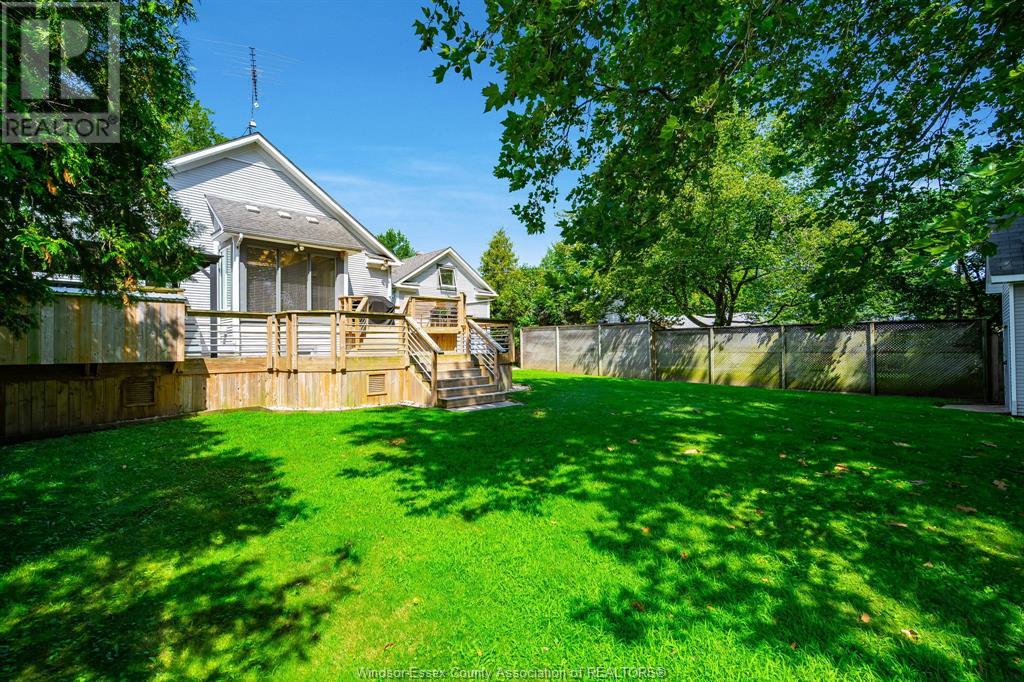 Photo 42 of 77 Hodgins Street, Leamington ON