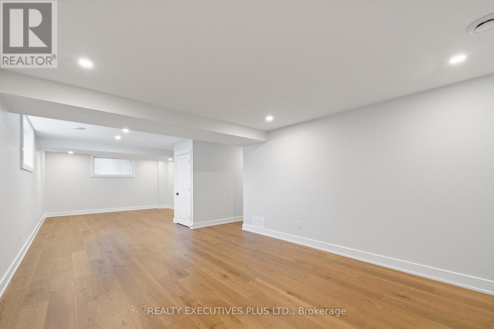 Photo 35 of 1299 Diamond Street, Clarencerockland ON