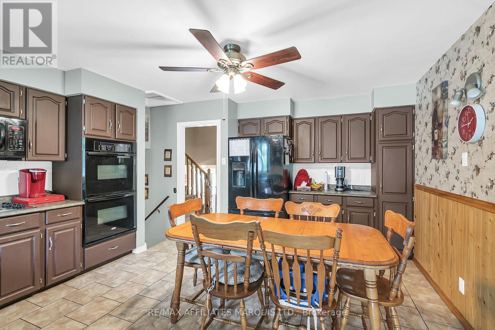 Photo 14 of 219 Pescod Avenue, Cornwall ON