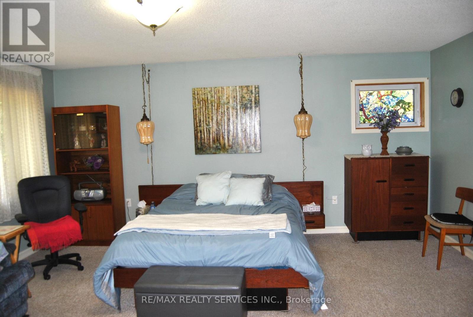 Photo 12 of 1102 Lakeshore Drive S, Bracebridge ON