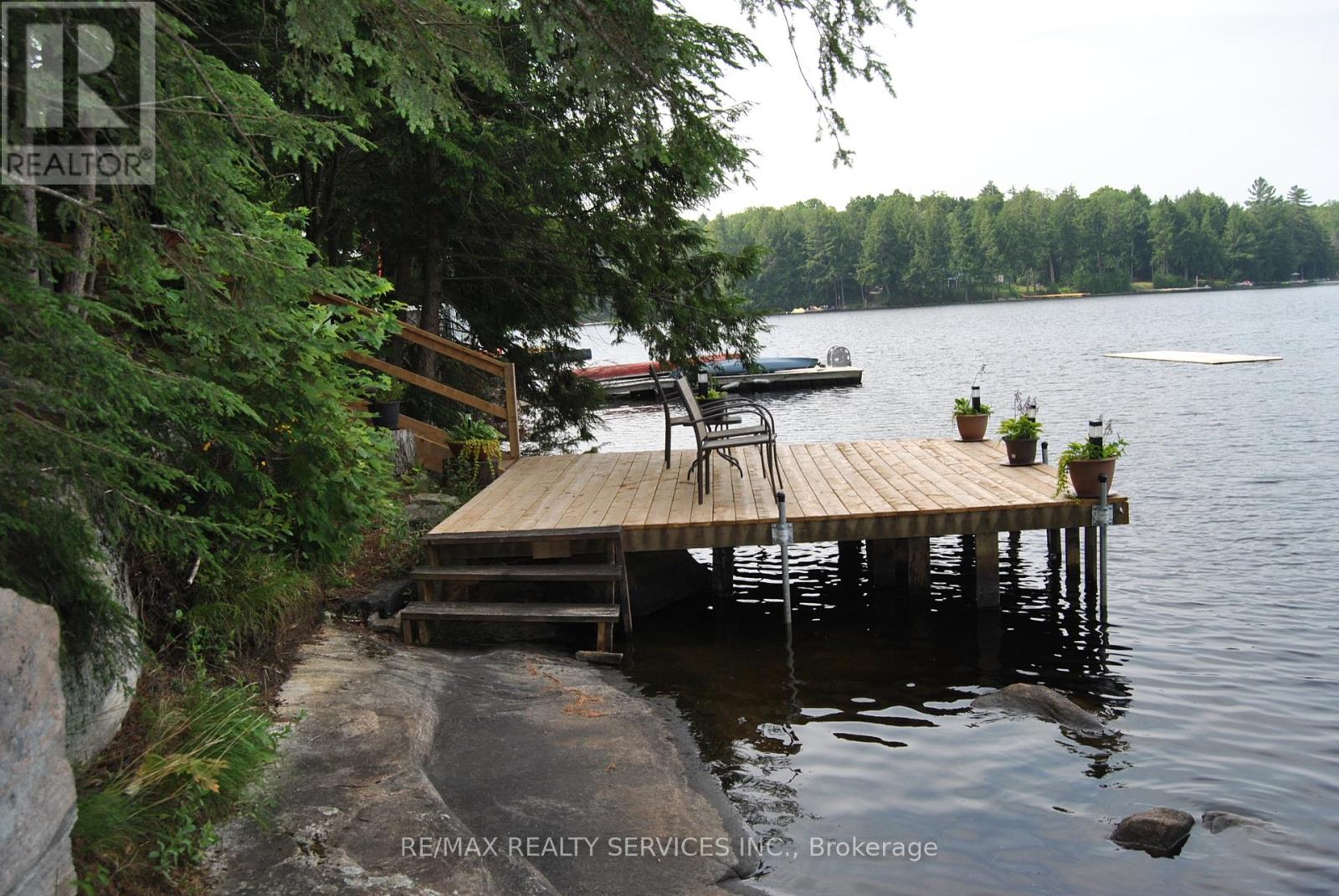 Photo 35 of 1102 Lakeshore Drive S, Bracebridge ON