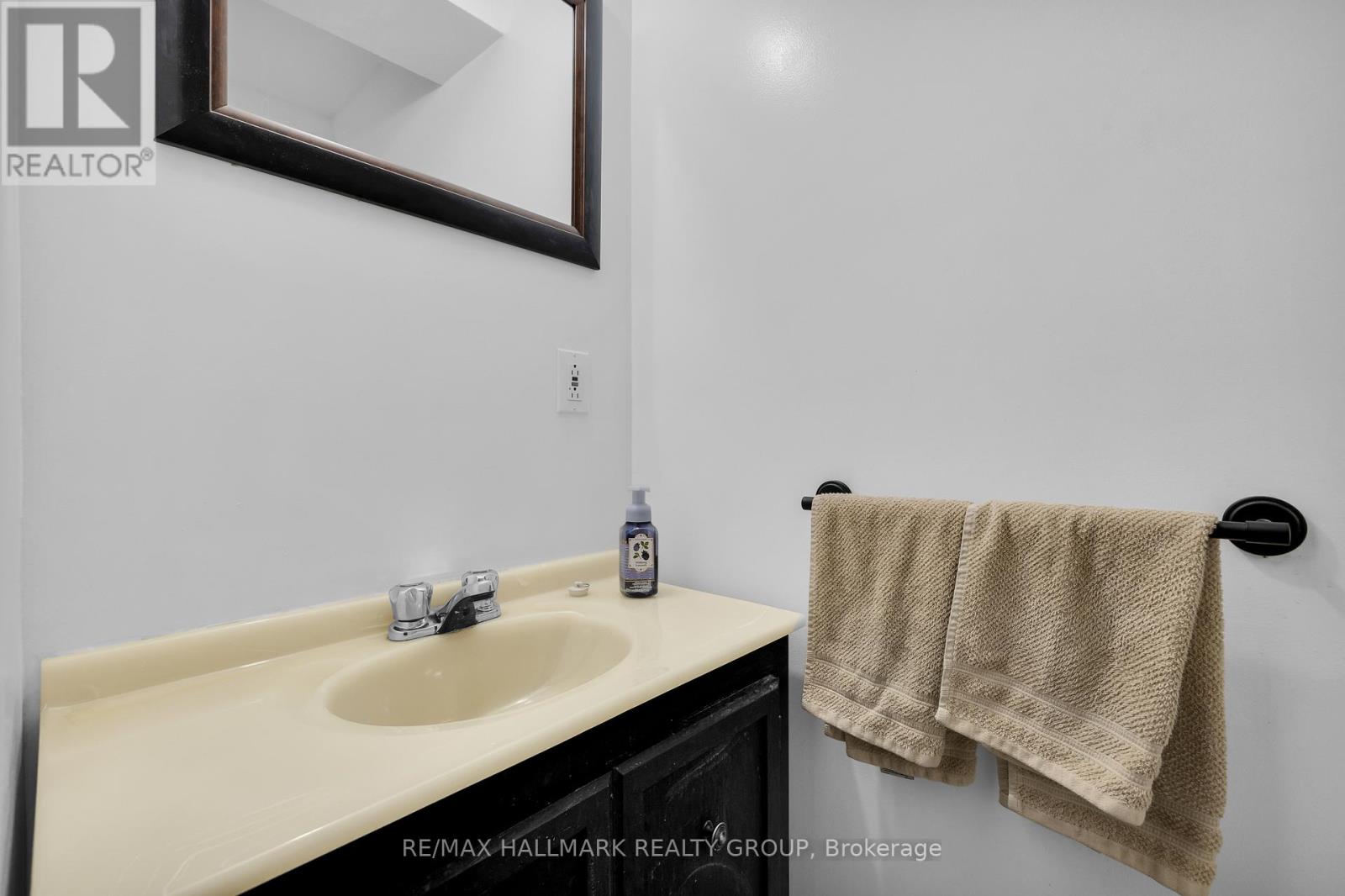 Photo 33 of 69 1231 Millwood Avenue, Brockville ON