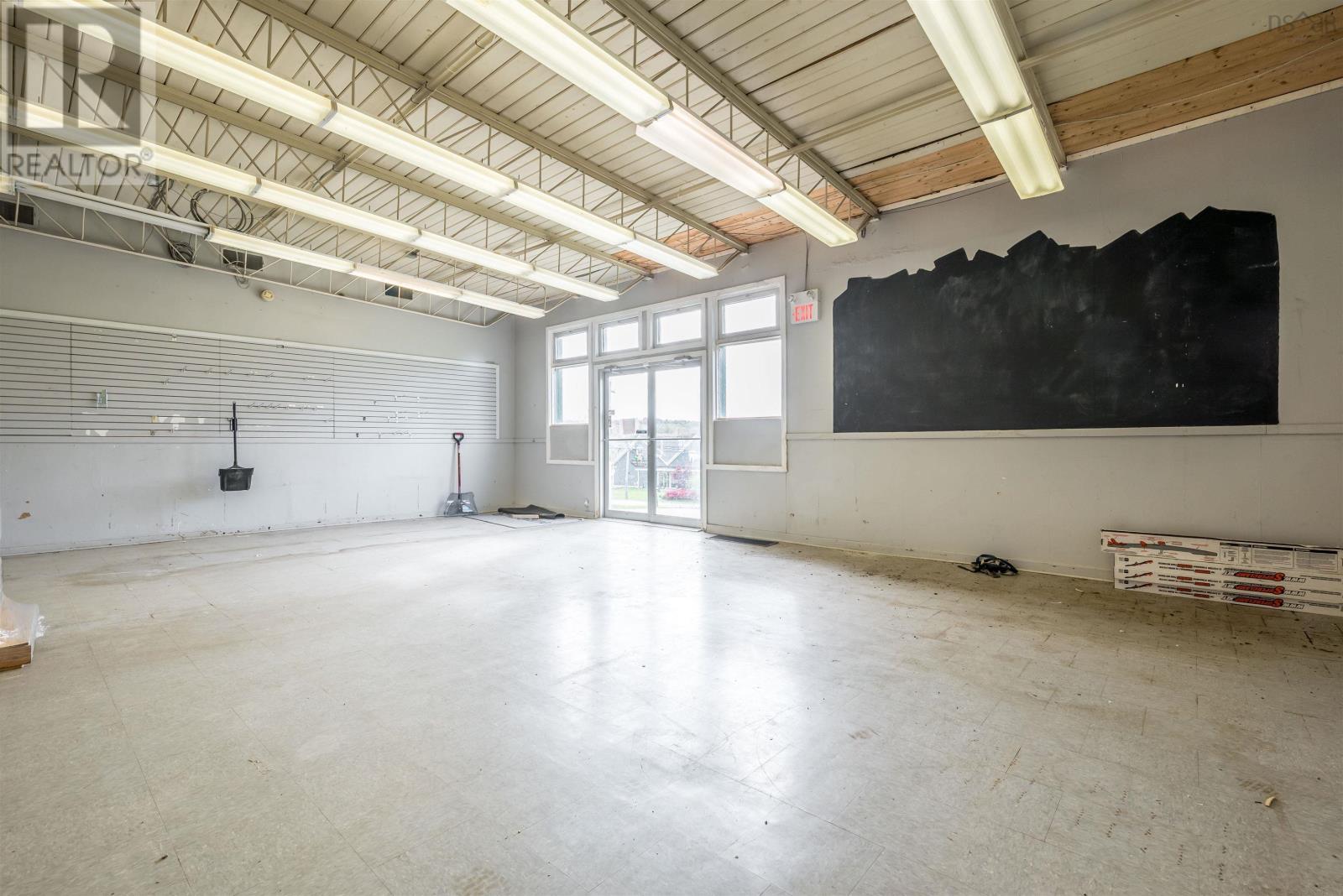 Property 12 of 19 of 3182 Highway 2