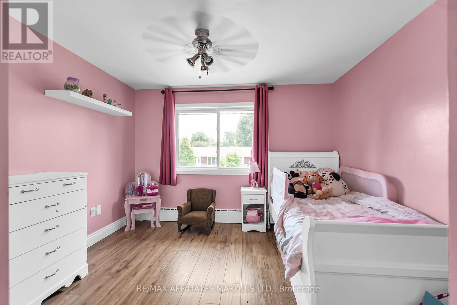 Photo 36 of 219 Pescod Avenue, Cornwall ON