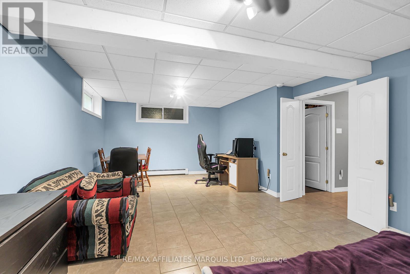 Photo 17 of 219 Pescod Avenue, Cornwall ON