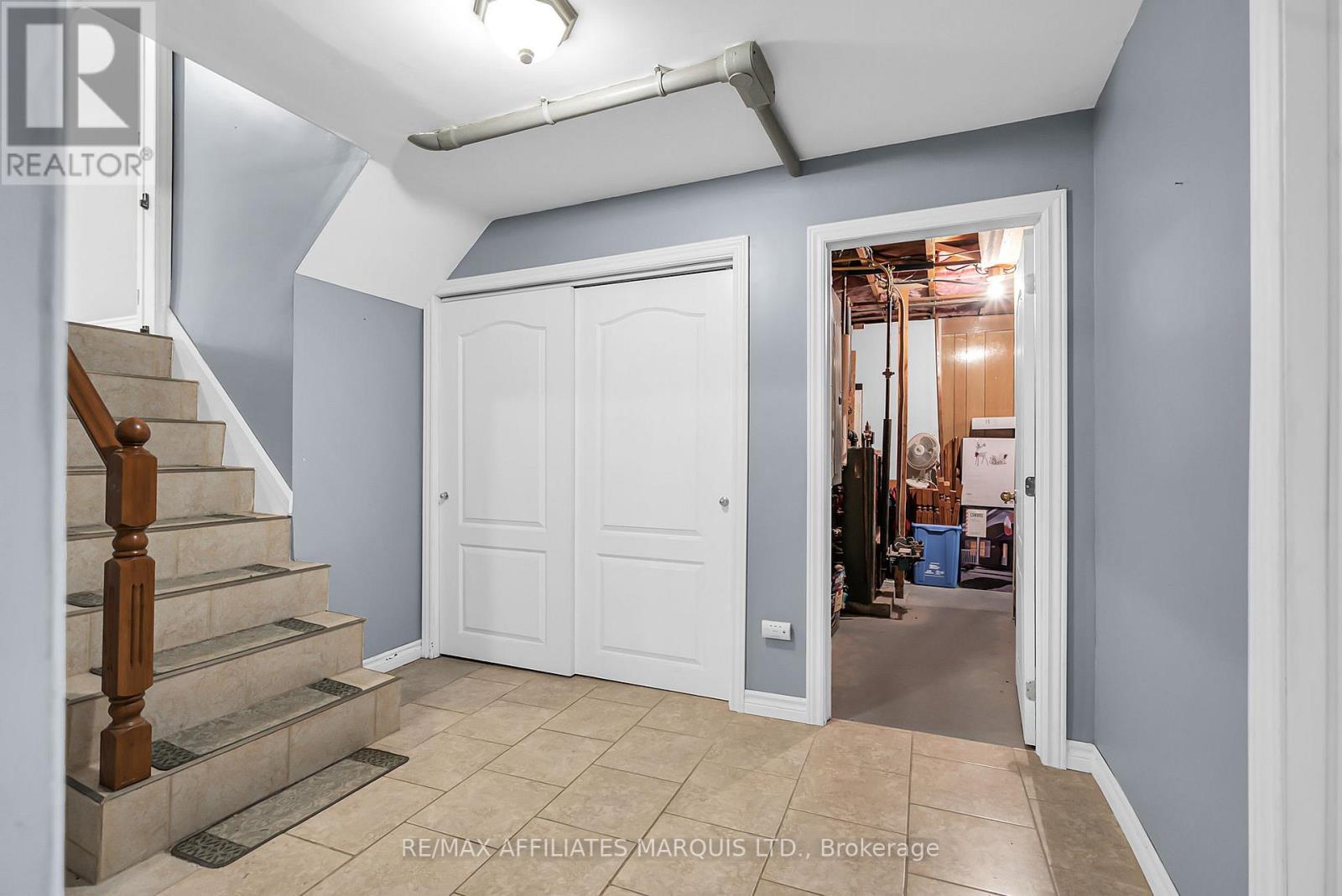 Photo 22 of 219 Pescod Avenue, Cornwall ON