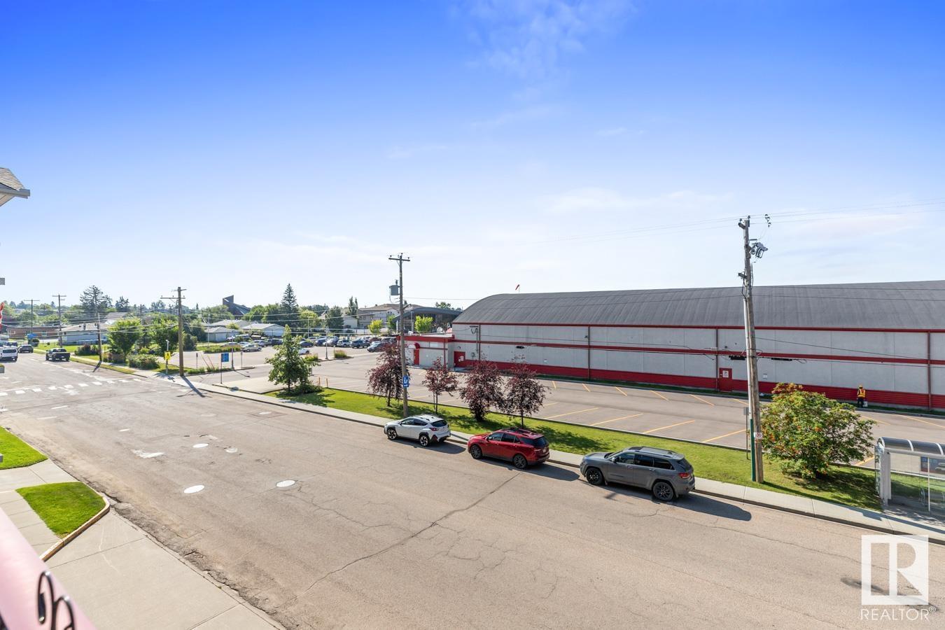 Photo 22 of 202 4906 47 Av, Leduc AB