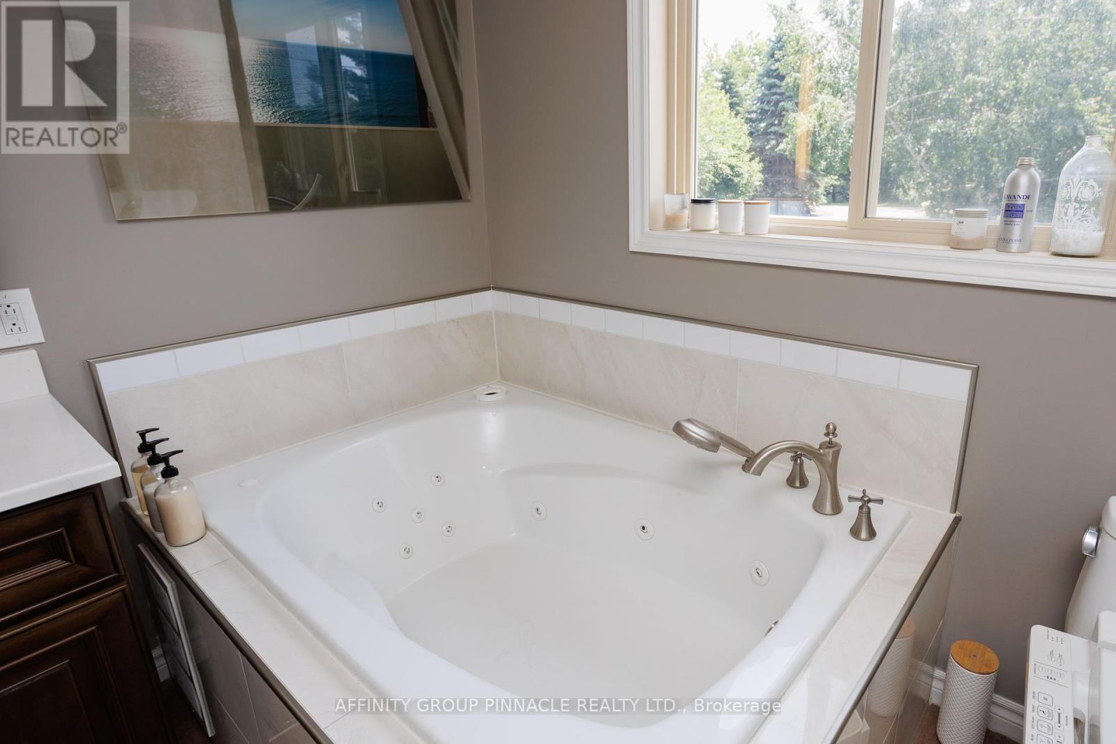 Photo 5 of 1385 Furniss Drive, Ramara ON