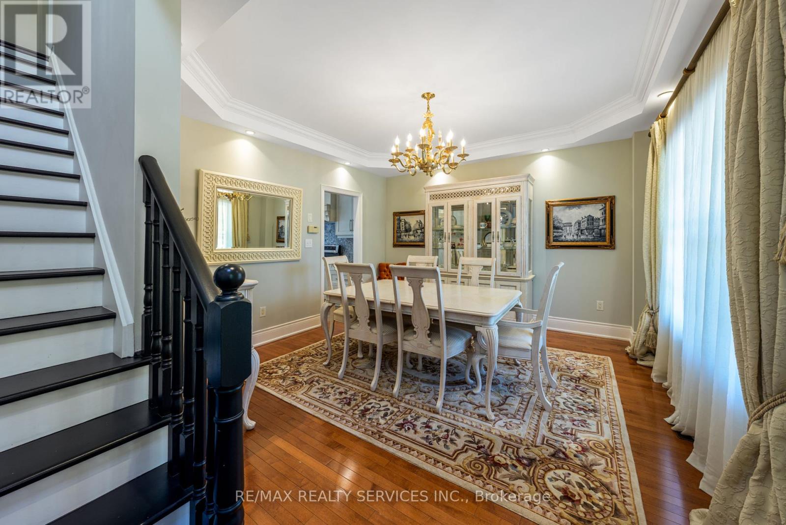 Single Family House for Sale in  NORTH RIVERDALE DRIVE Caledon (Inglewood) 
