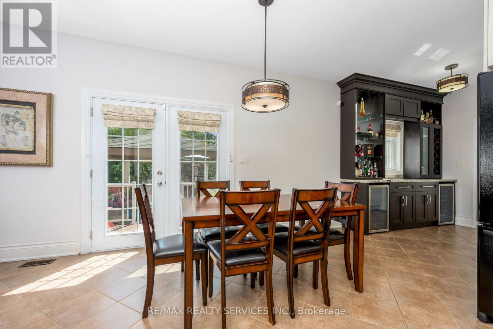 Single Family House for Sale in  NORTH RIVERDALE DRIVE Caledon (Inglewood) 