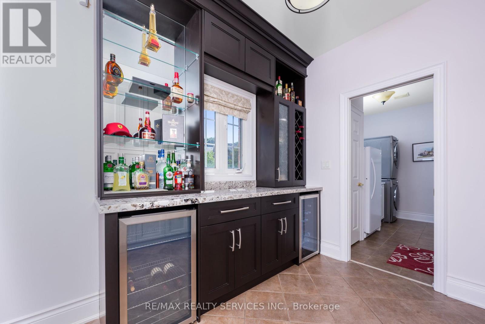 Single Family House for Sale in  NORTH RIVERDALE DRIVE Caledon (Inglewood) 