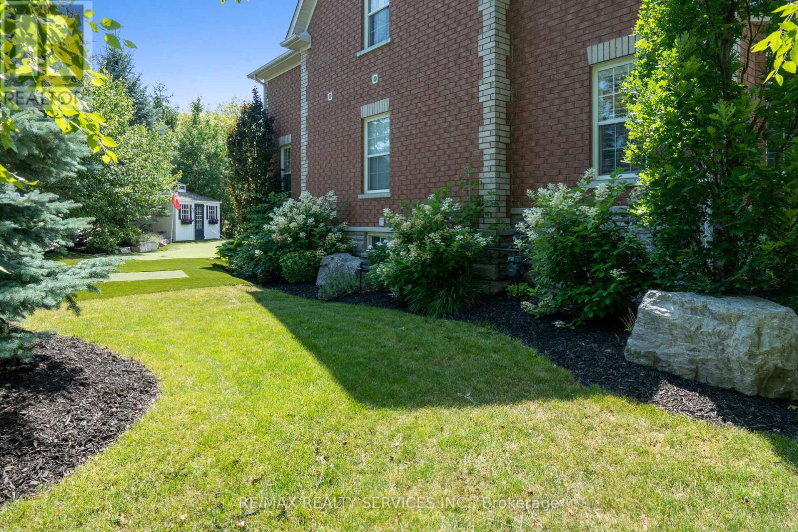 Single Family House for Sale in  NORTH RIVERDALE DRIVE Caledon (Inglewood) 