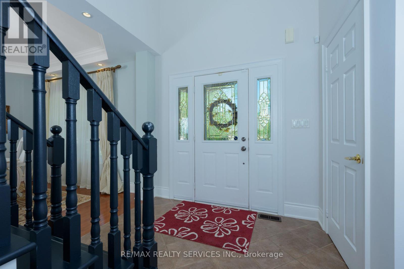 Single Family House for Sale in  NORTH RIVERDALE DRIVE Caledon (Inglewood) 