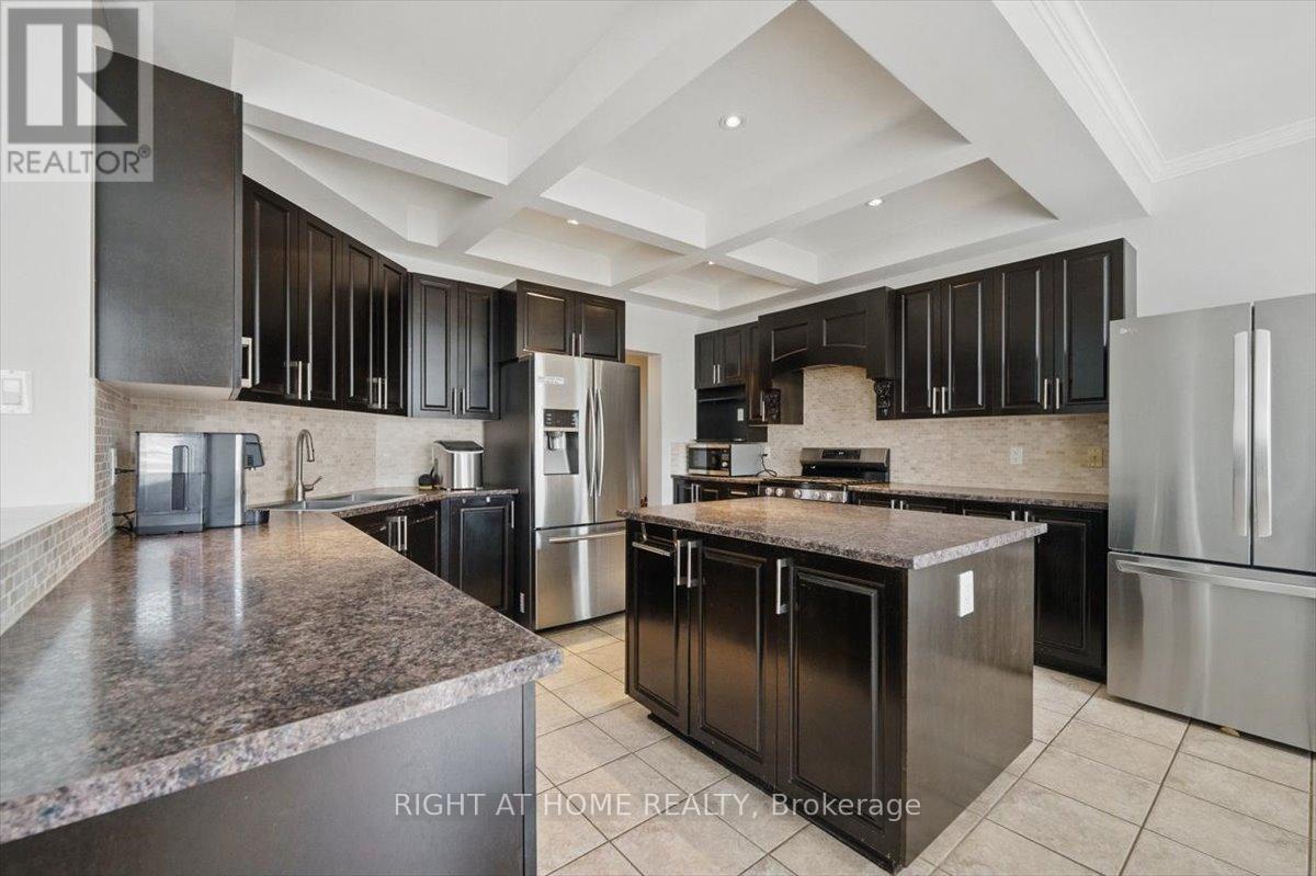 Photo 14 of 228 Wildcliff Way, Ottawa ON