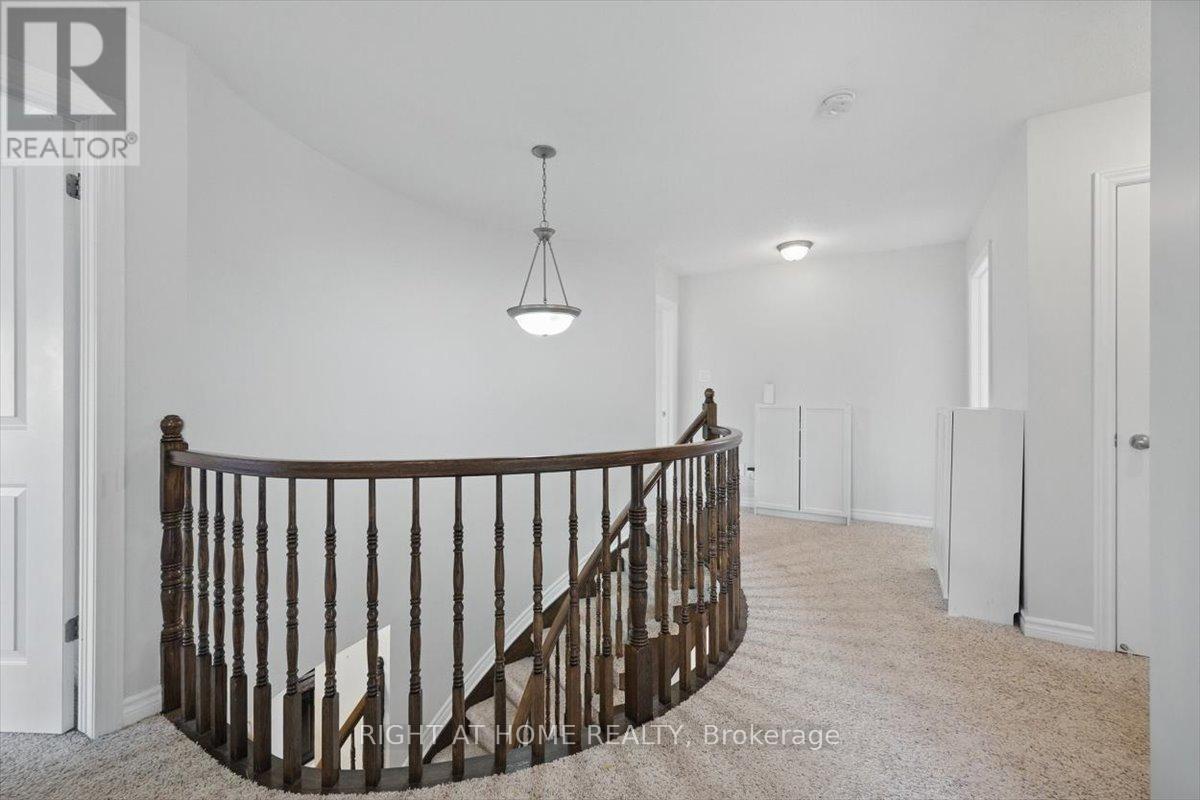 Photo 22 of 228 Wildcliff Way, Ottawa ON