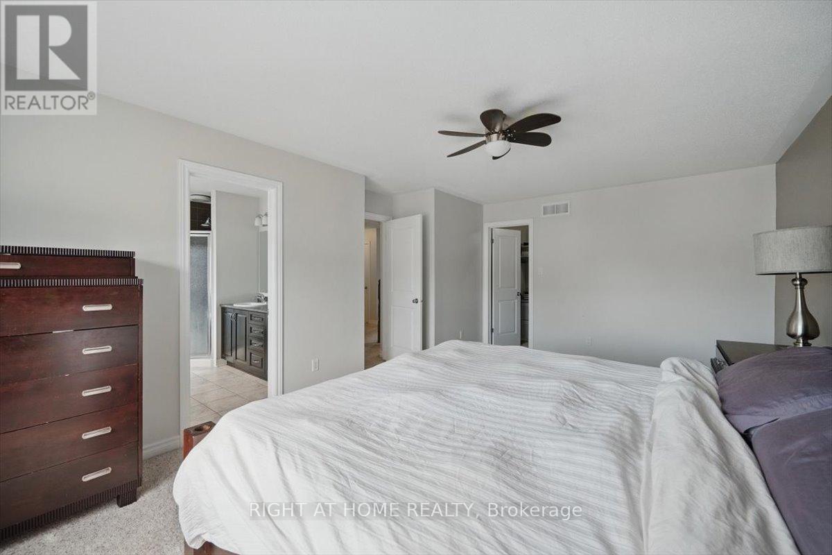 Photo 5 of 228 Wildcliff Way, Ottawa ON