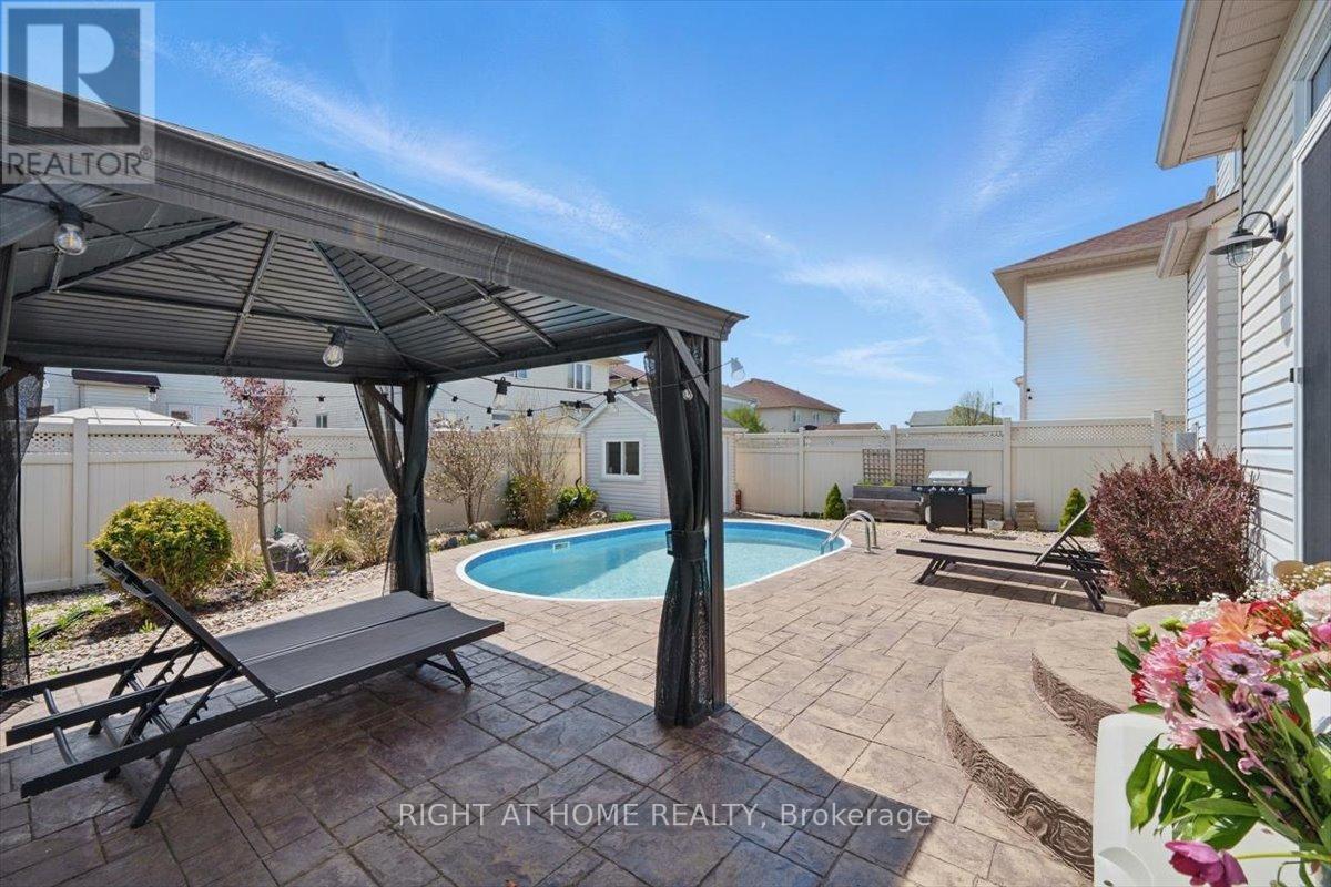 Photo 25 of 228 Wildcliff Way, Ottawa ON