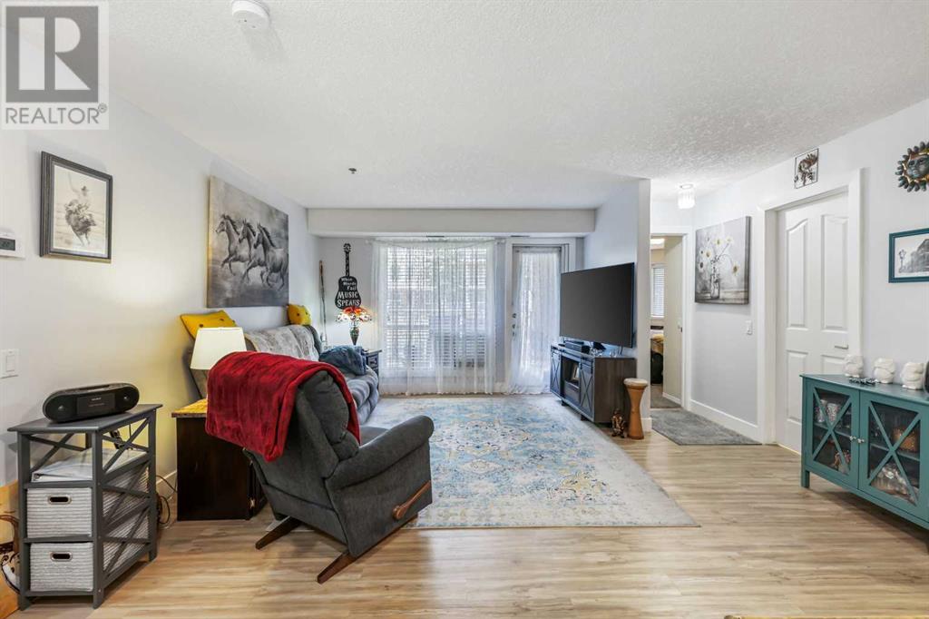 Single Family House for Sale in   Simcoe Boulevard SW Signal Hill Calgary 