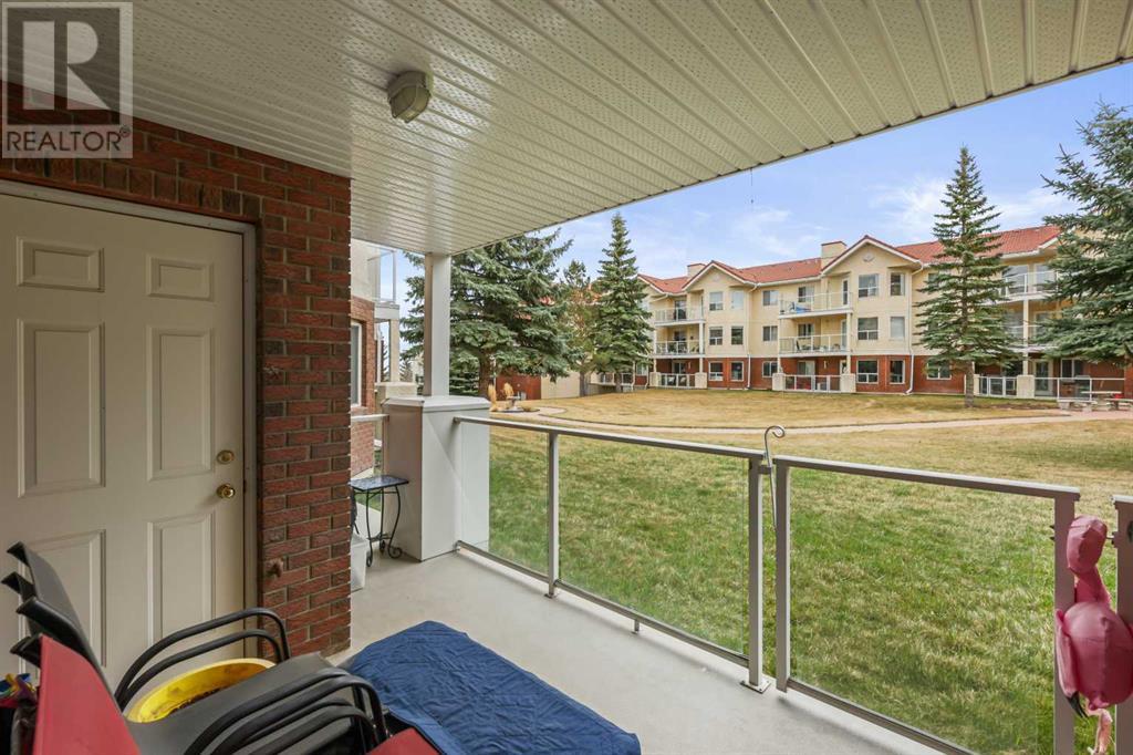 Single Family House for Sale in   Simcoe Boulevard SW Signal Hill Calgary 