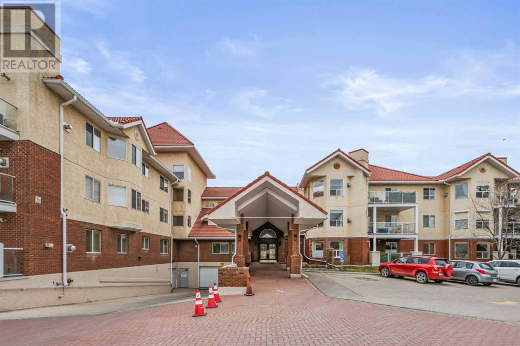 Single Family House for Sale in   Simcoe Boulevard SW Signal Hill Calgary 