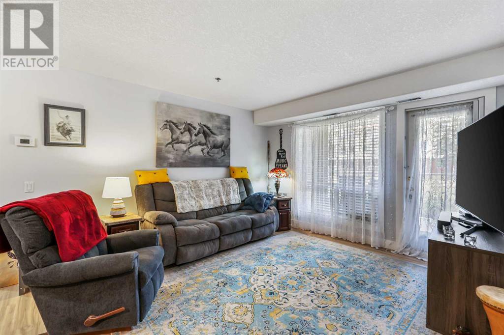 Single Family House for Sale in   Simcoe Boulevard SW Signal Hill Calgary 