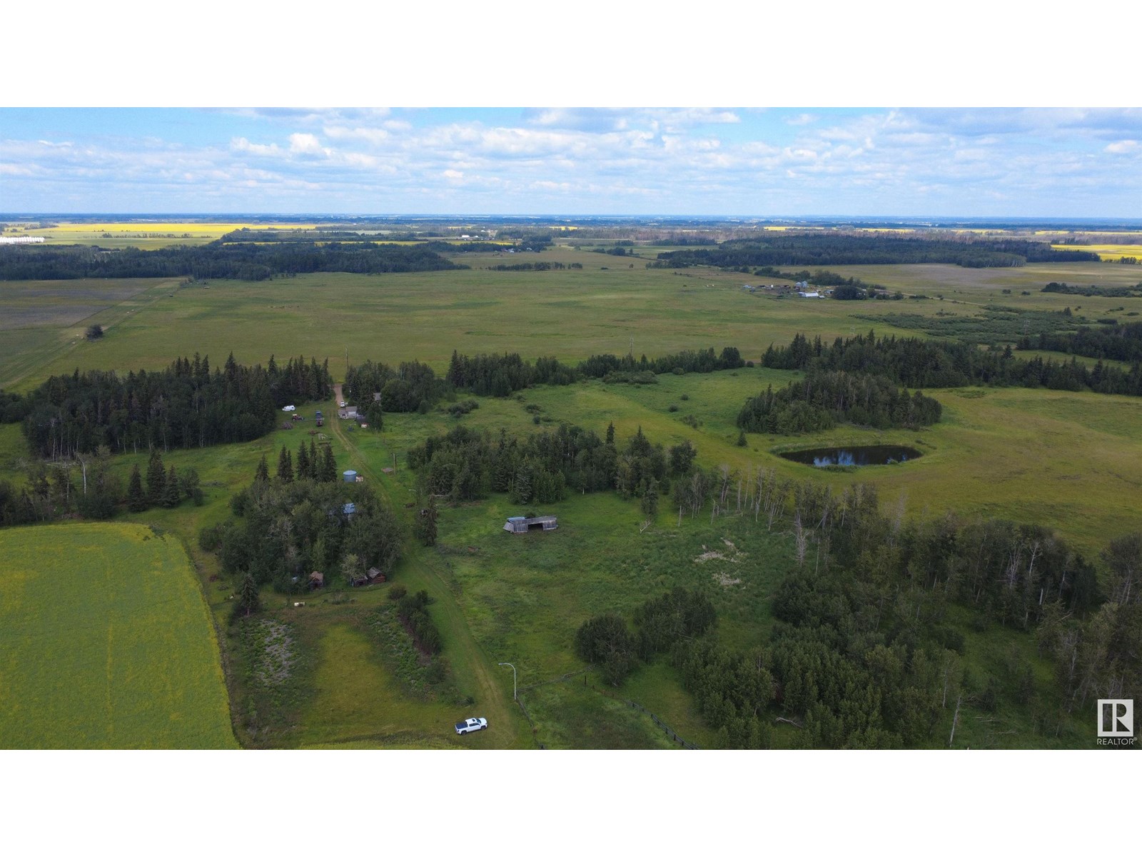 Photo 8 of 21113 Twp Road 574, Rural Sturgeon County AB