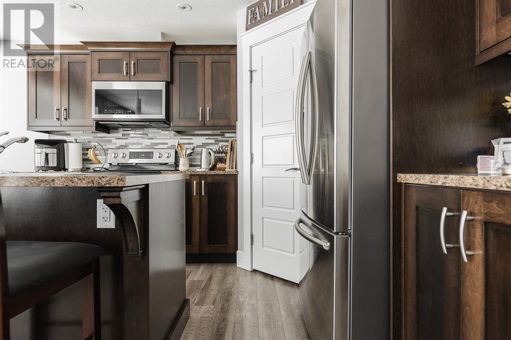 Photo 3 of 105 Archer Hill Court, Fort Mcmurray AB