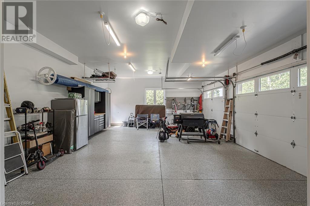 Photo 31 of 29 Wallace Court, Brantford ON