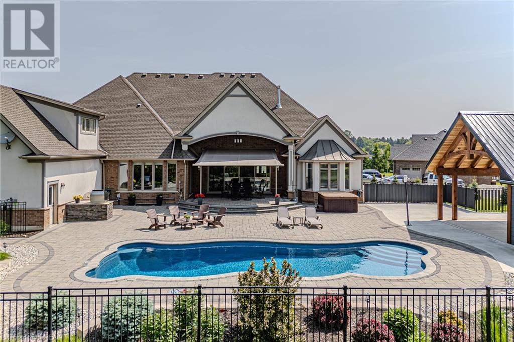 Photo 46 of 29 Wallace Court, Brantford ON