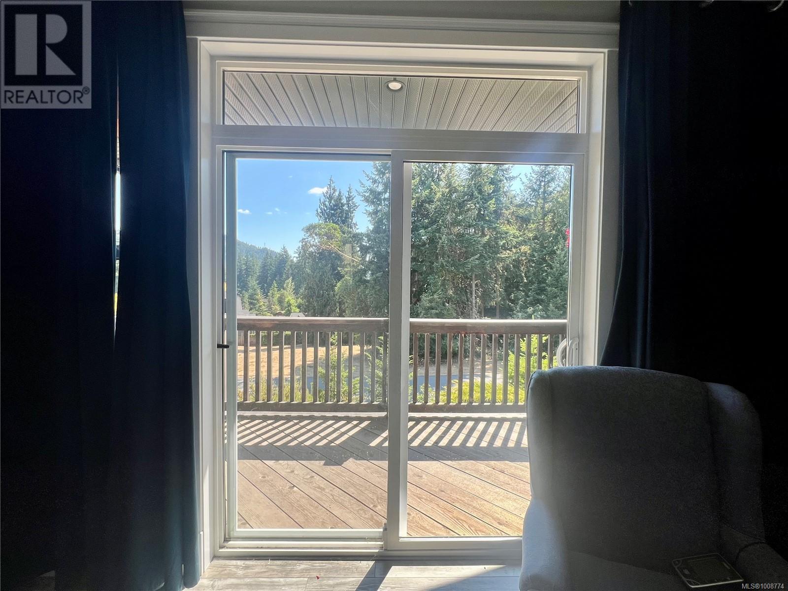 Photo 16 of 2618 Natalie Rd, Shawnigan Lake BC