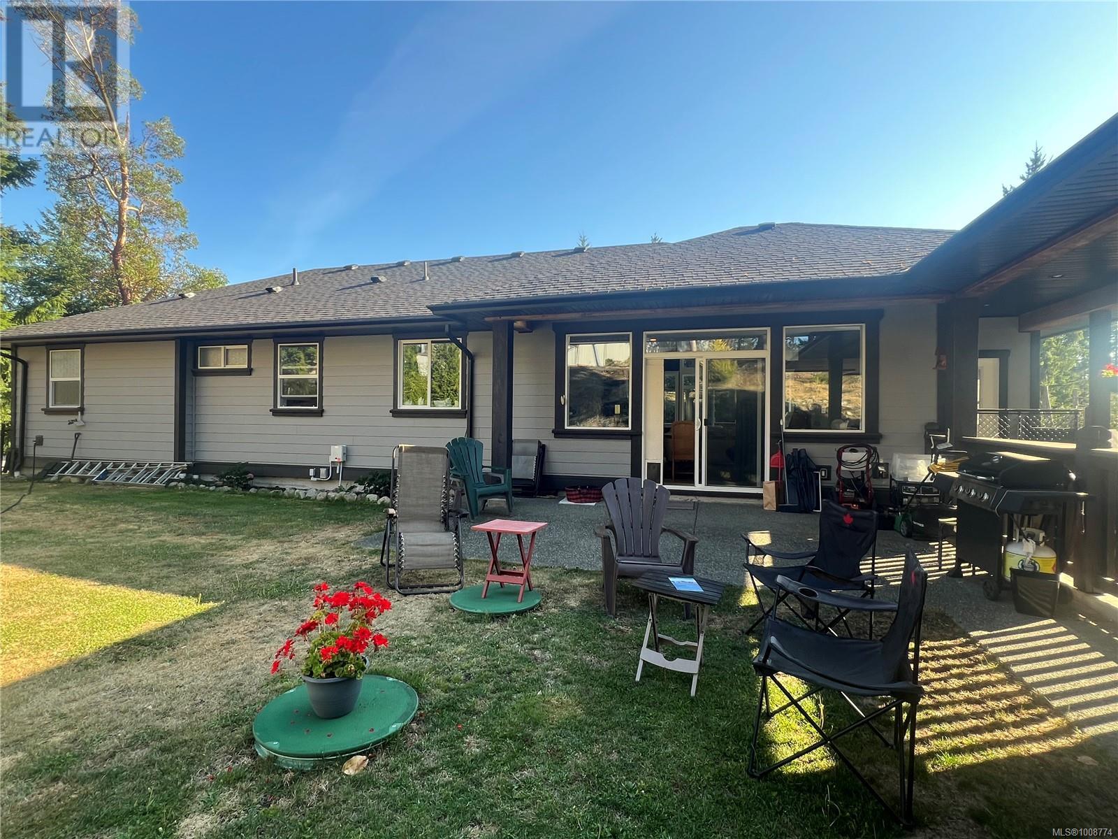 Photo 21 of 2618 Natalie Rd, Shawnigan Lake BC