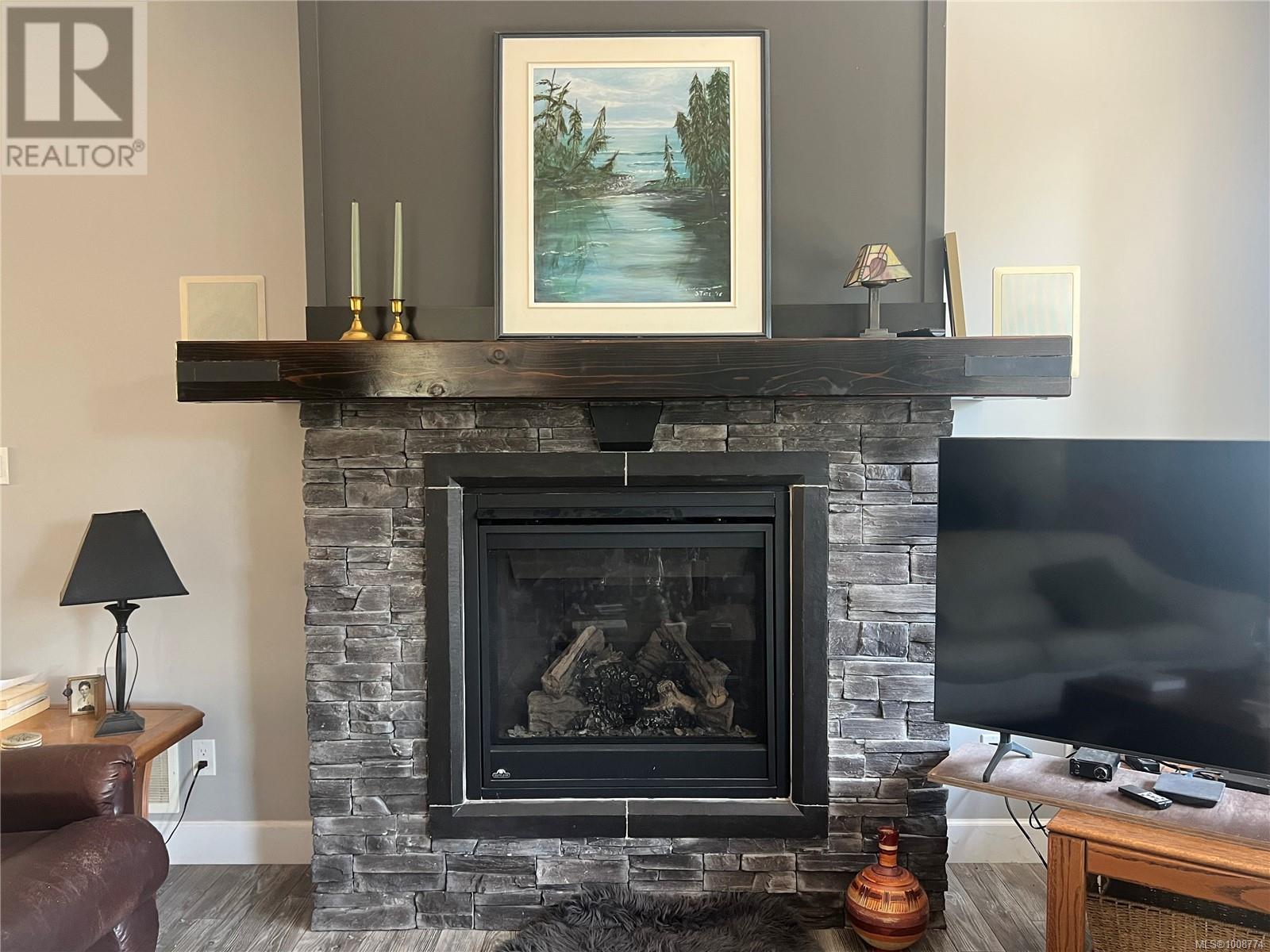 Photo 6 of 2618 Natalie Rd, Shawnigan Lake BC