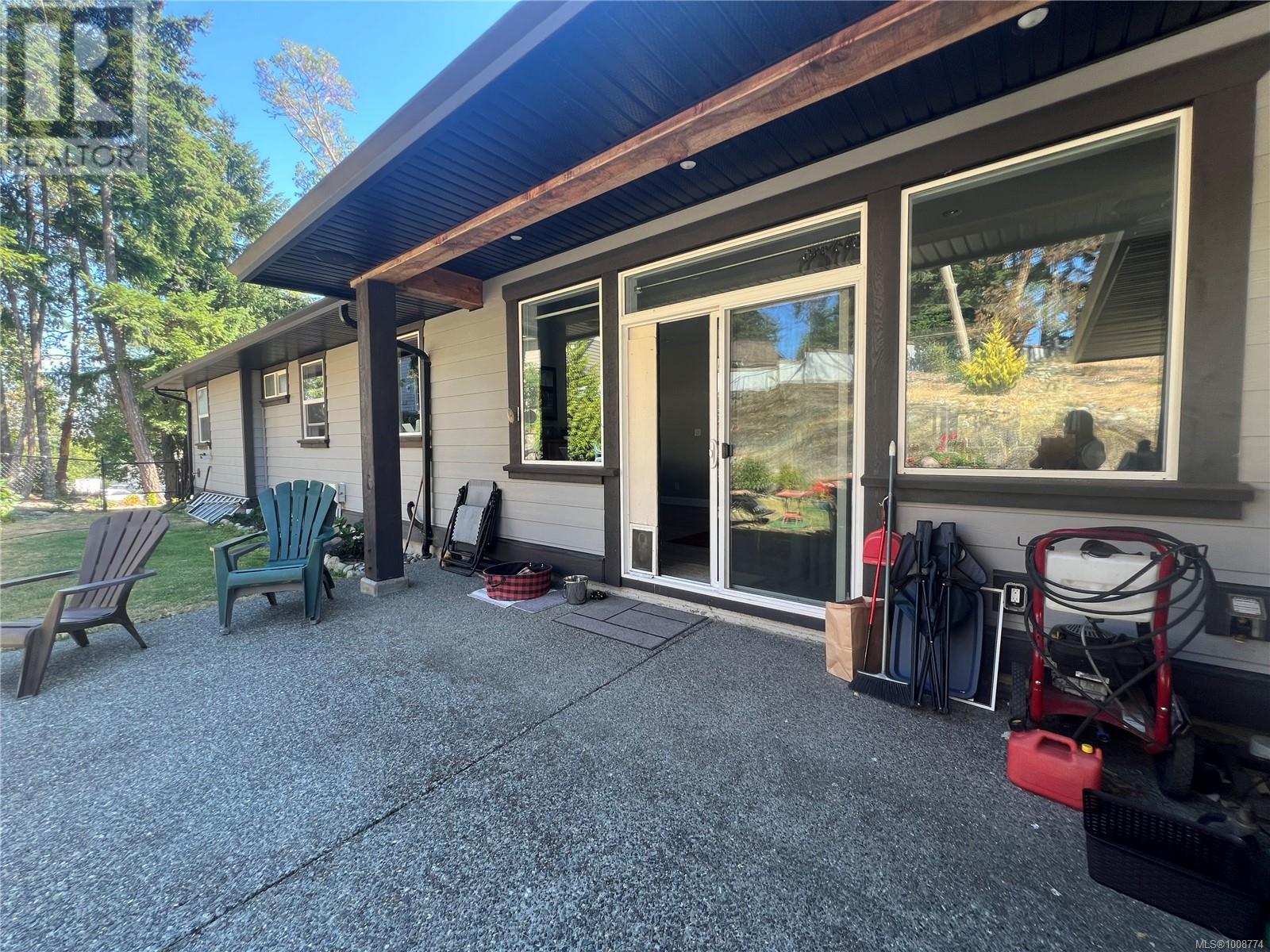 Photo 24 of 2618 Natalie Rd, Shawnigan Lake BC