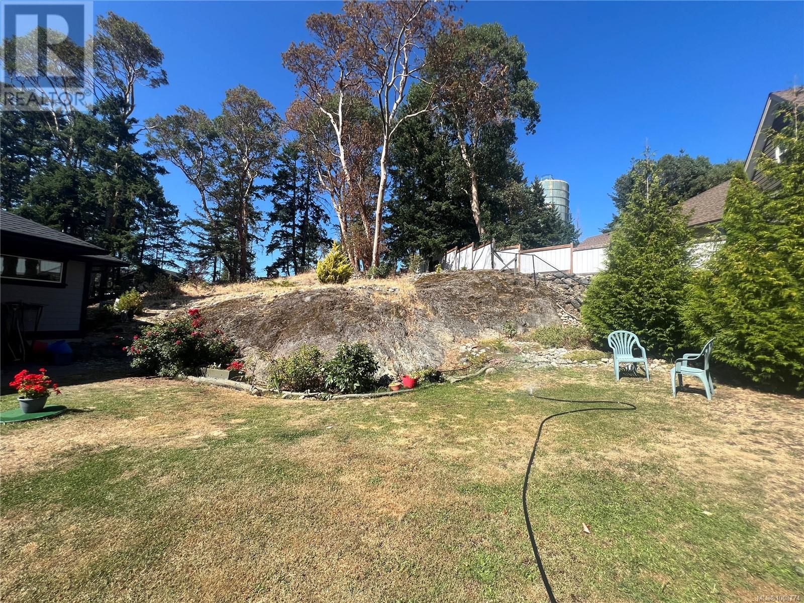 Photo 25 of 2618 Natalie Rd, Shawnigan Lake BC