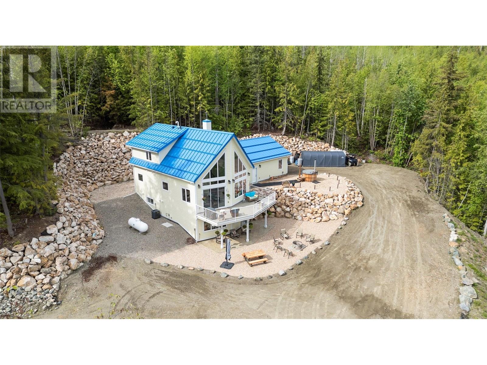 Photo 1 of 4740 Dogwood Crescent, Eagle Bay BC