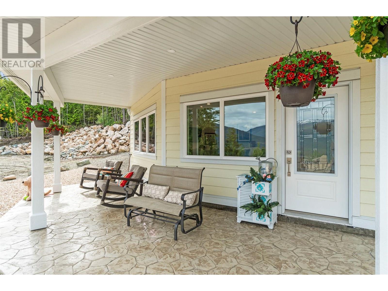 Photo 13 of 4740 Dogwood Crescent, Eagle Bay BC
