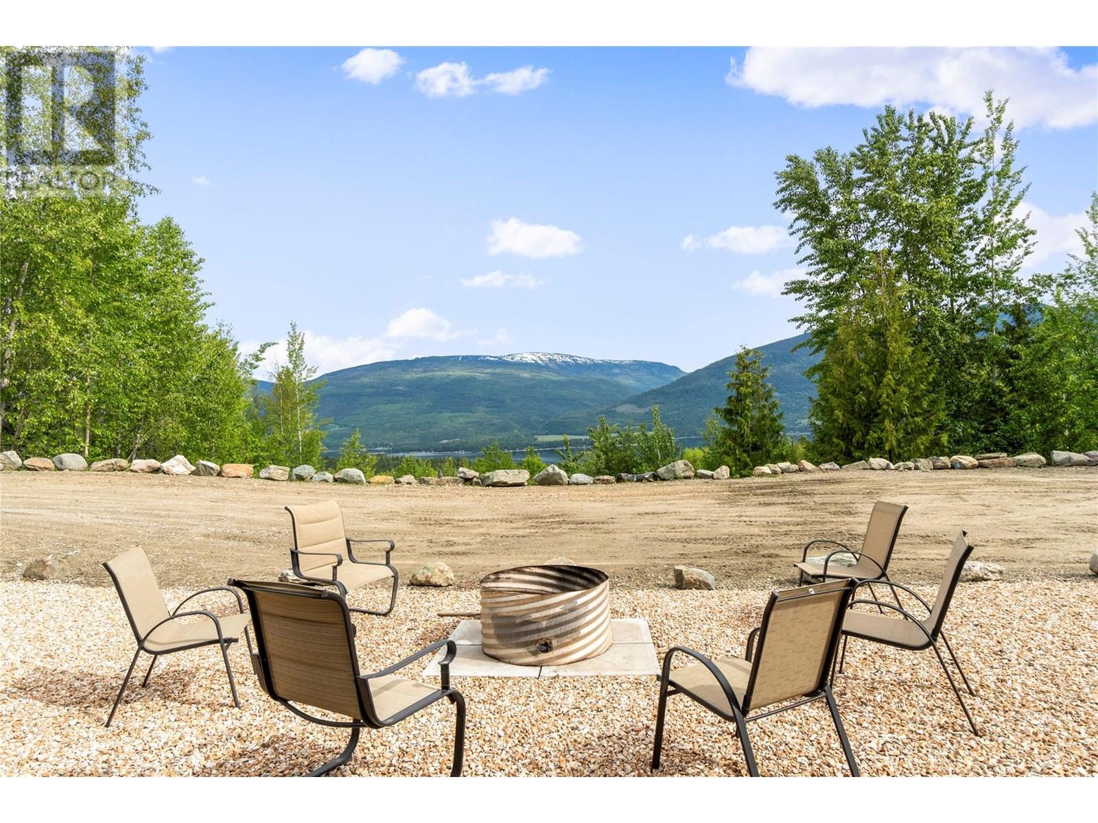 Photo 12 of 4740 Dogwood Crescent, Eagle Bay BC