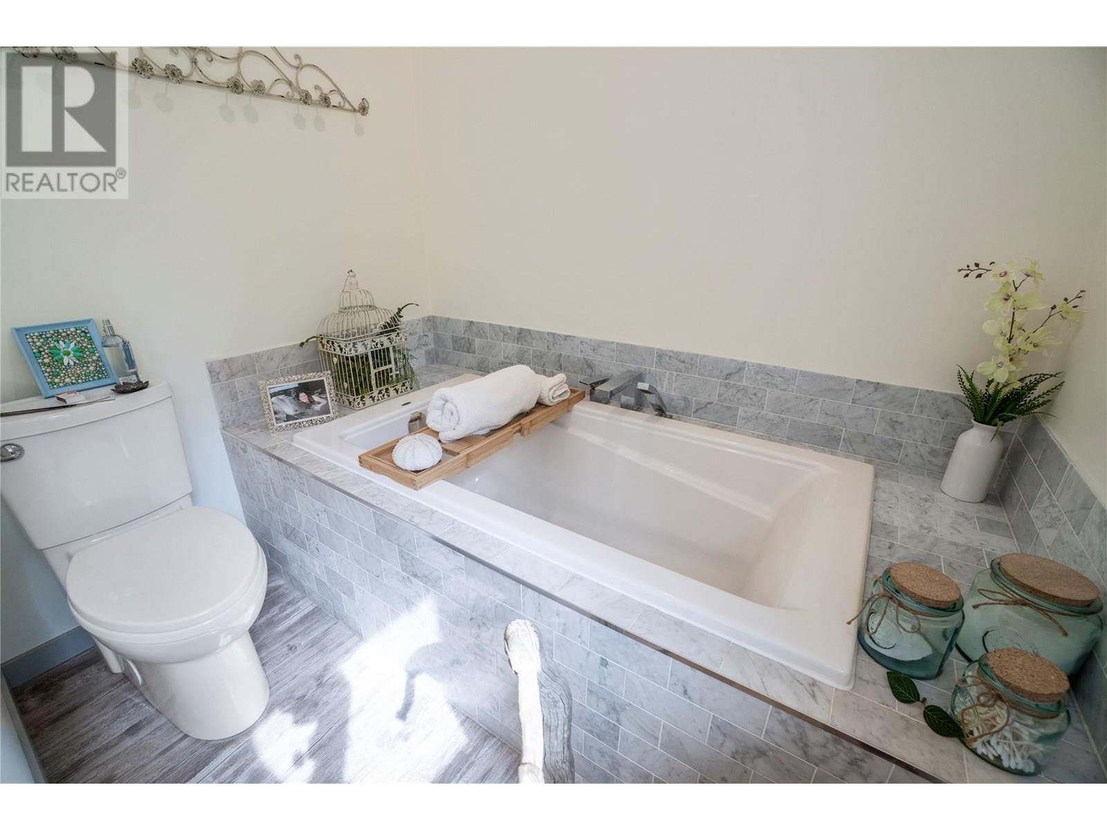 Photo 64 of 4740 Dogwood Crescent, Eagle Bay BC