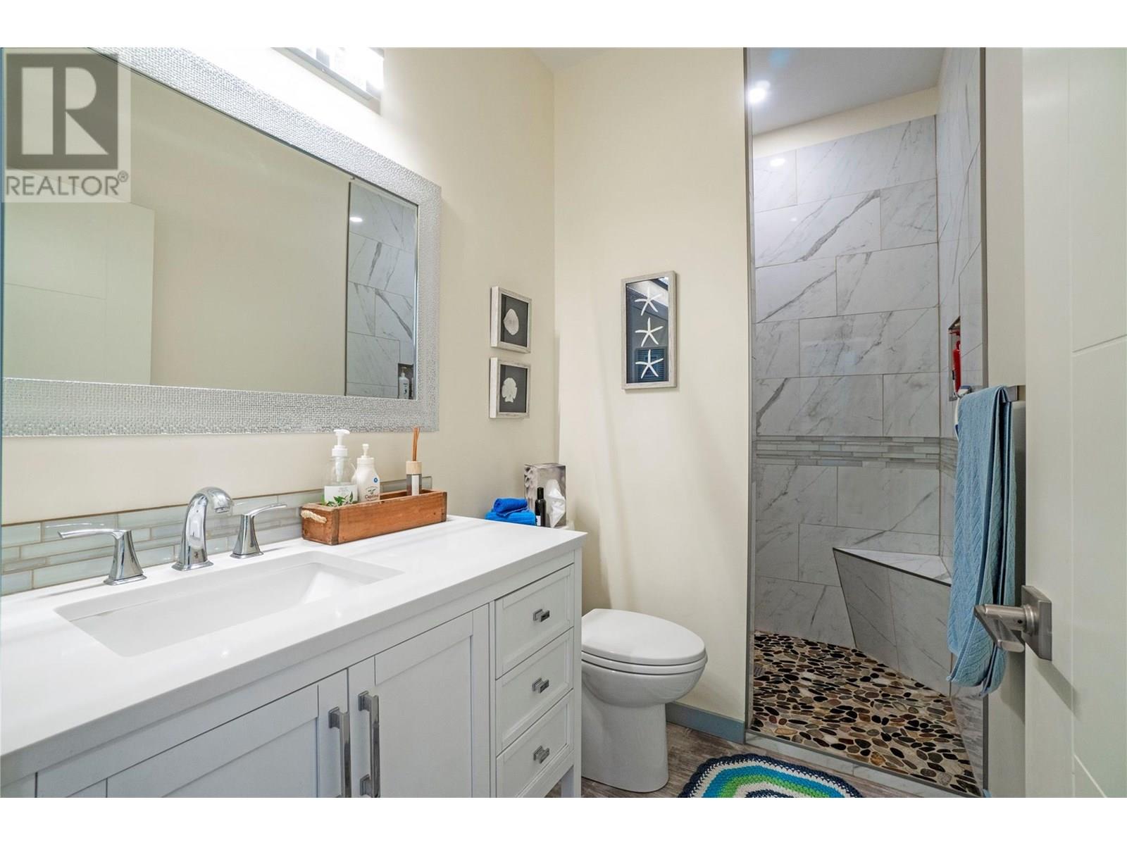 Photo 39 of 4740 Dogwood Crescent, Eagle Bay BC