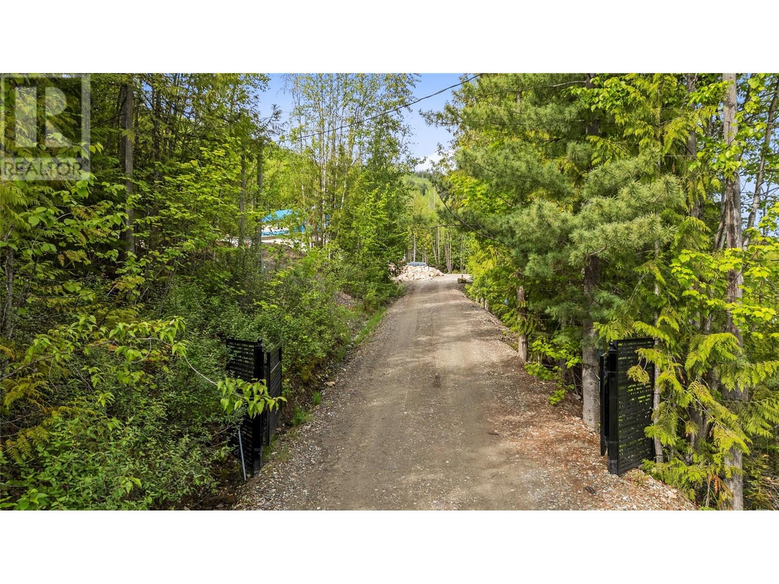 Photo 84 of 4740 Dogwood Crescent, Eagle Bay BC